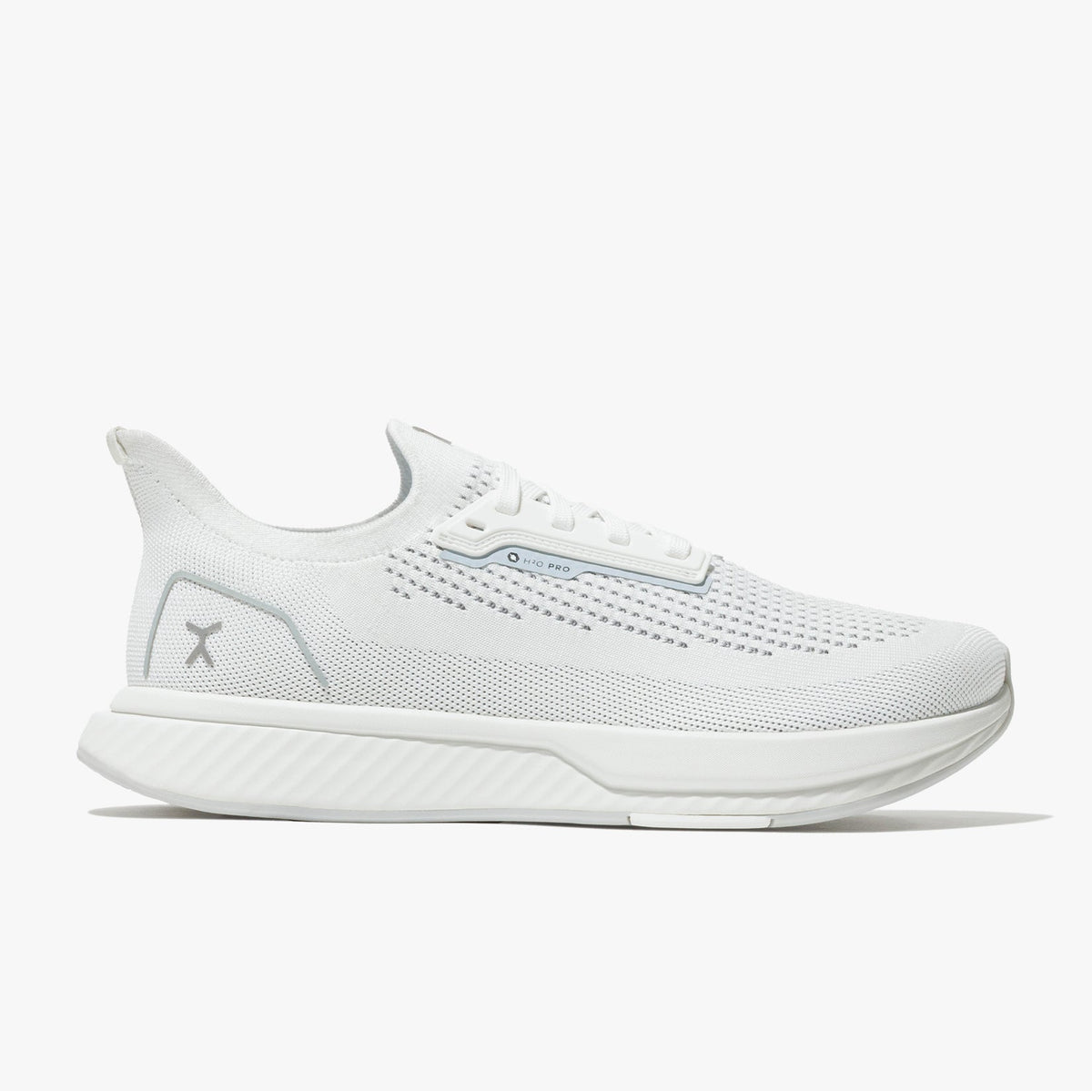 Adapt Runner H2O Pro - White — Weather-Ready