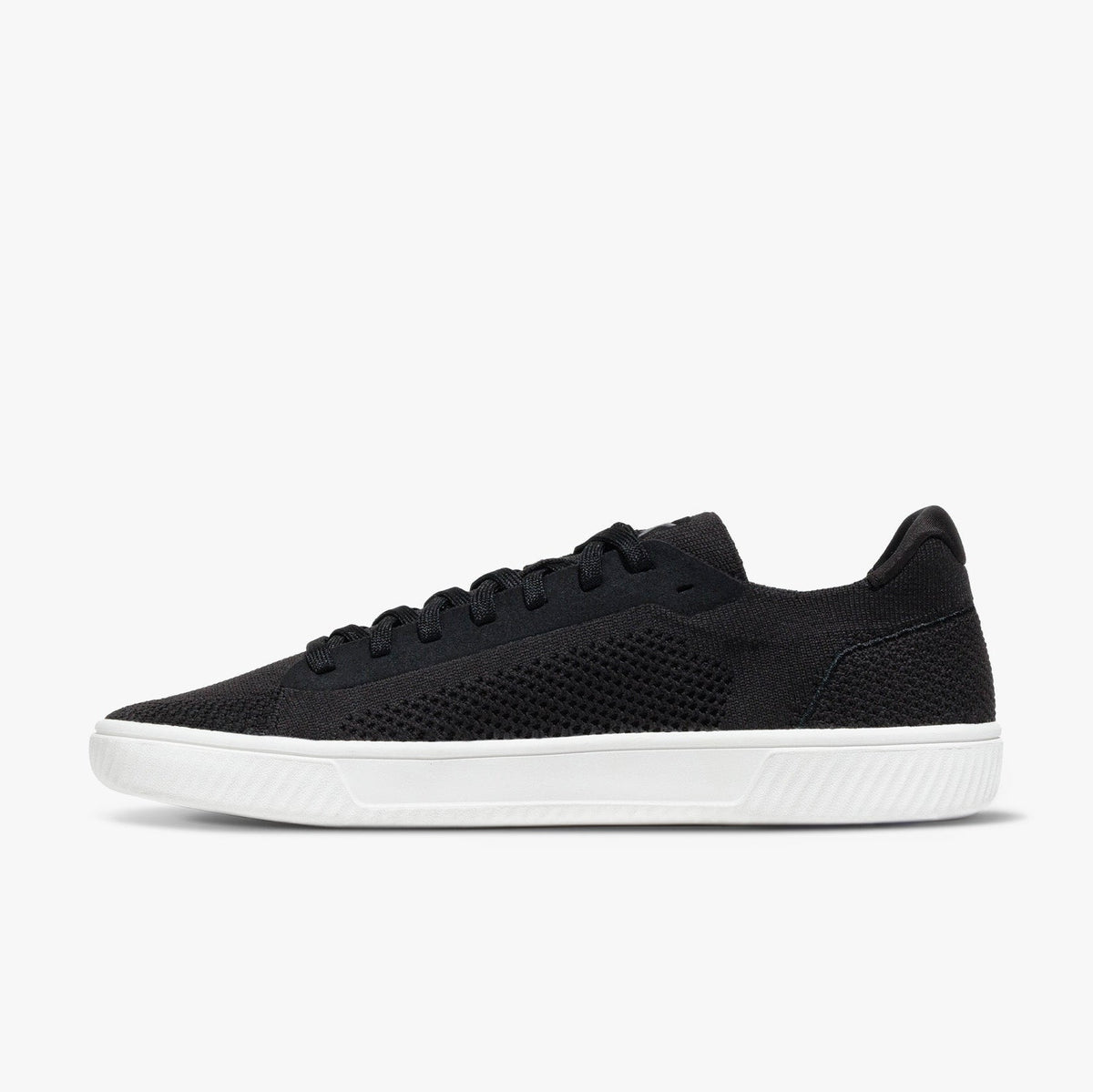 Adapt Knit Trainer - Black/White — Flexible